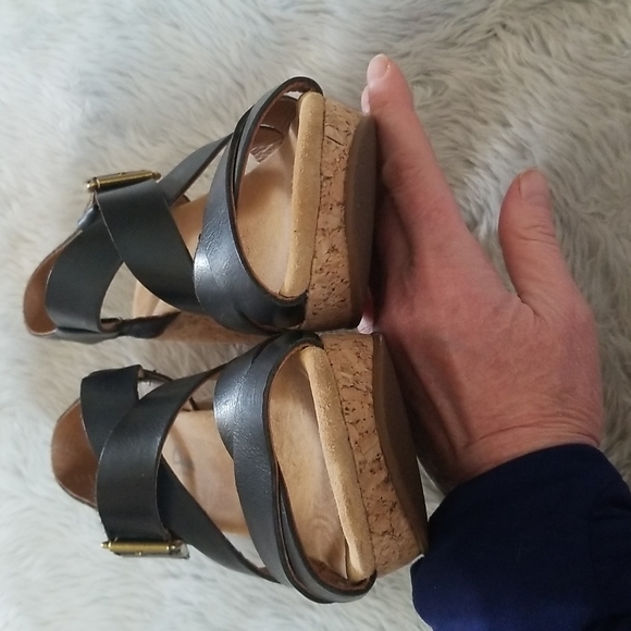 🔮 Clarks Black Cork Wedge Sandals size 9 - Picture 4 of 9